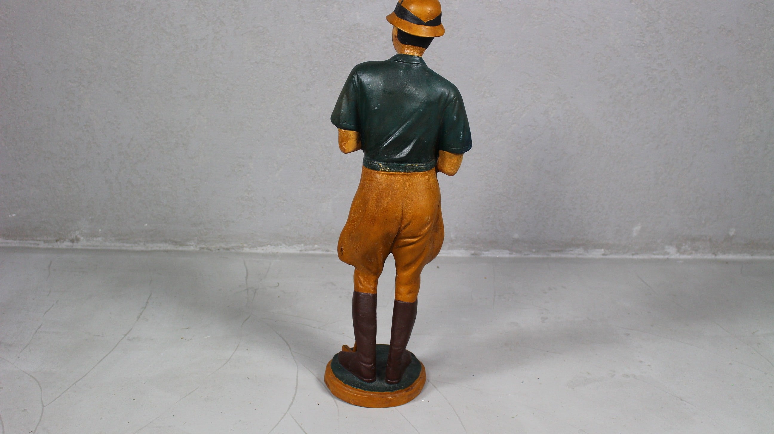 Duża Figura Vintage "Krykieciarz", lata 70